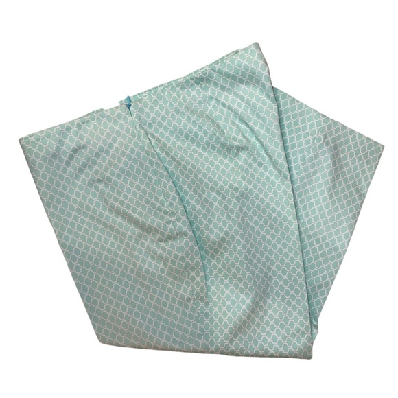 Doncaster Brand Ladies Capris in Mint Green with a Keyhole Design Size 16 - Picture 1 of 4